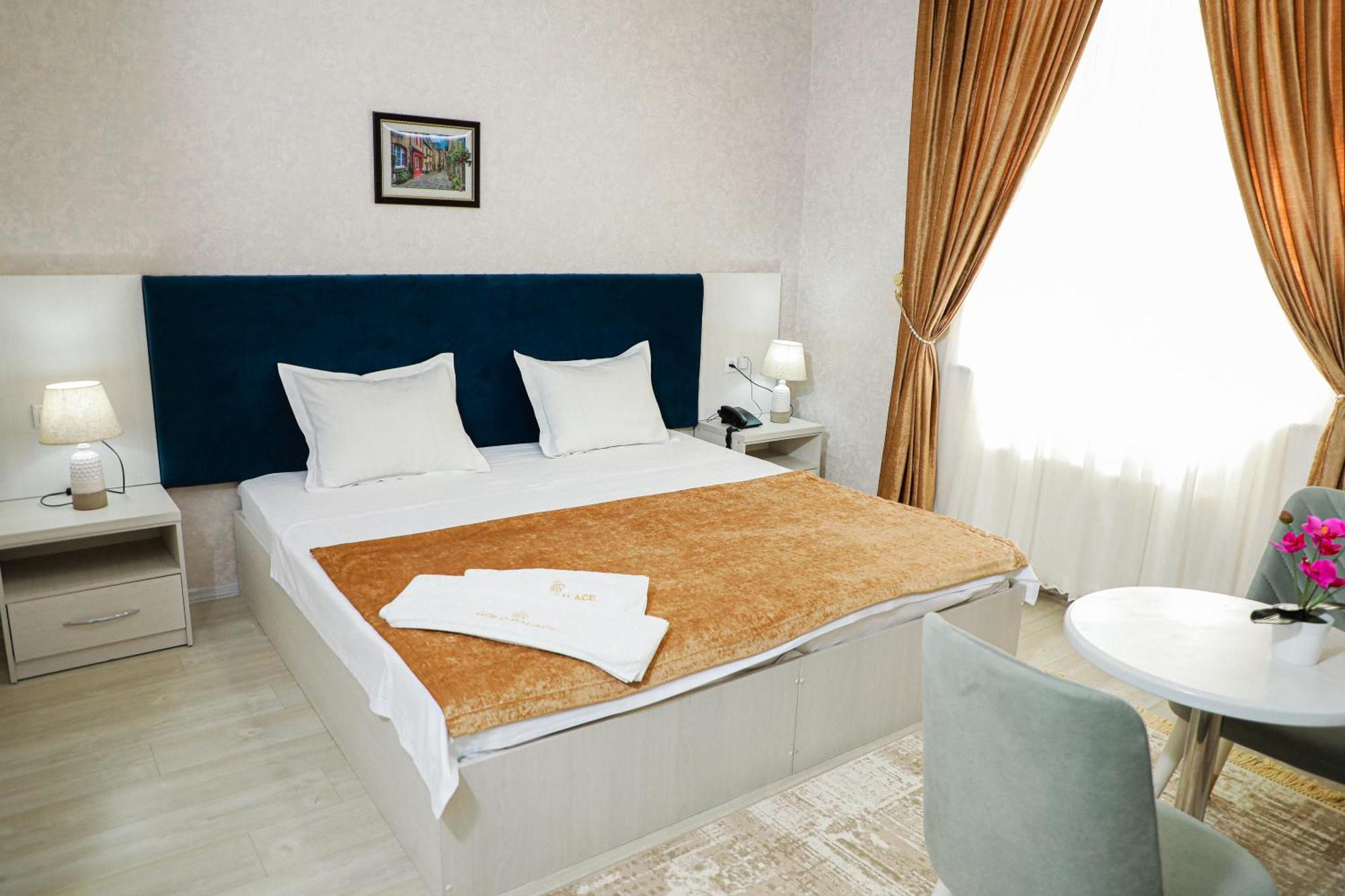 Gold Palace Термез Экстерьер фото
